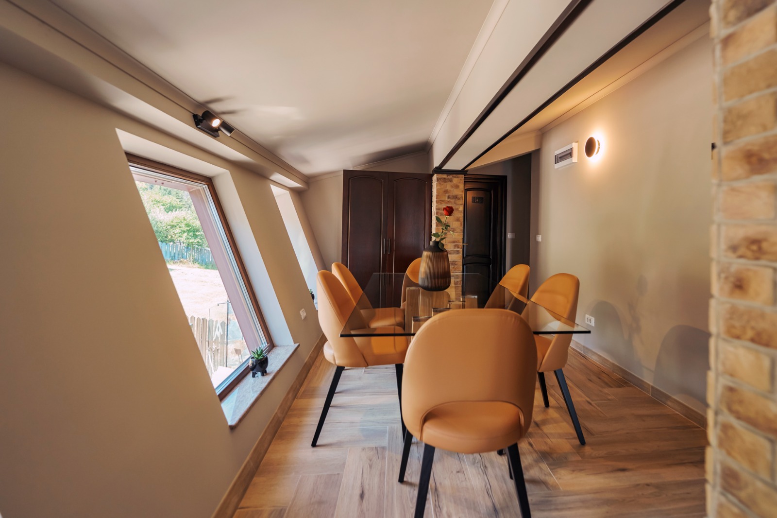 WhatsApp Image 2025-08-19 at 12.04.48 (2)